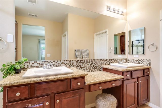 1294 Burgundy Rose, Beaumont, CA 92223