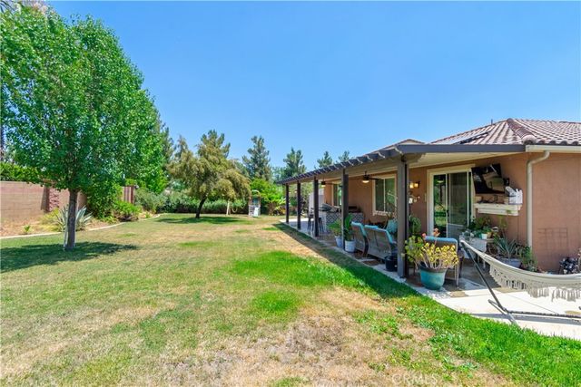 1294 Burgundy Rose, Beaumont, CA 92223