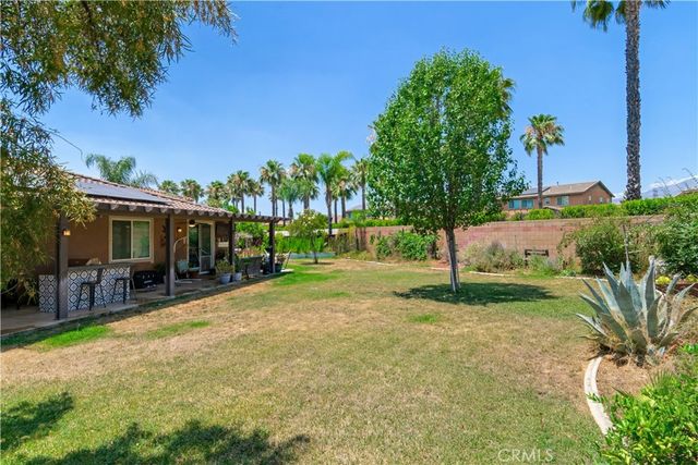1294 Burgundy Rose, Beaumont, CA 92223