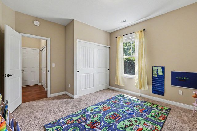 1332 Woodlawn Court, Union, KY 41091