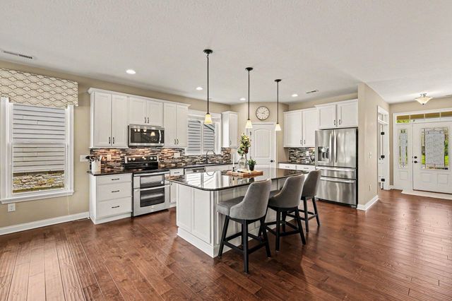 1332 Woodlawn Court, Union, KY 41091