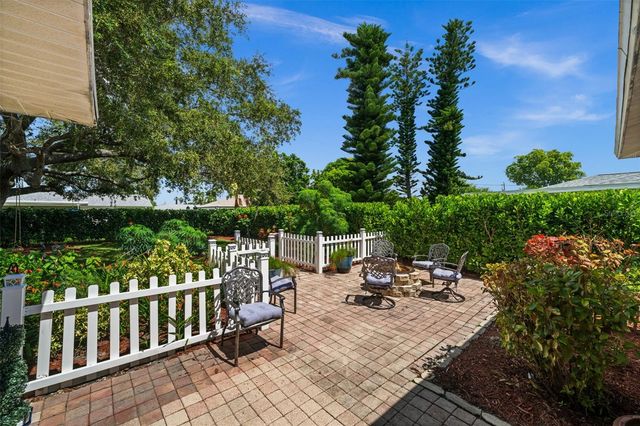 427 SW 34TH STREET, Cape Coral, FL 33914