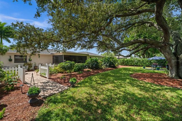 427 SW 34TH STREET, Cape Coral, FL 33914