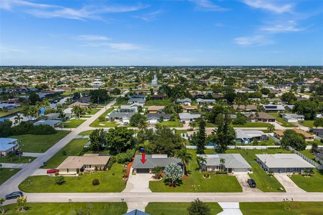 427 SW 34TH STREET, Cape Coral, FL 33914