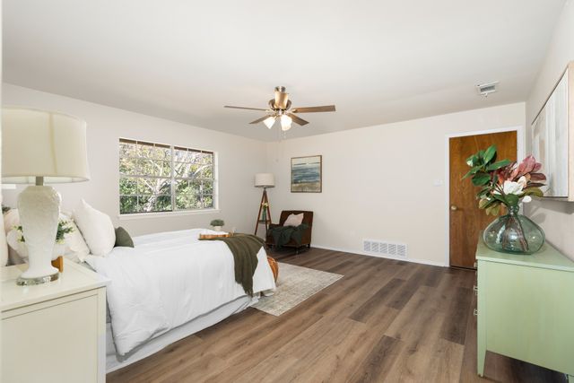 616 S Files Street, Itasca, TX 76055