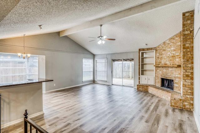 2306 Cambridge Court N, League City, TX 77573