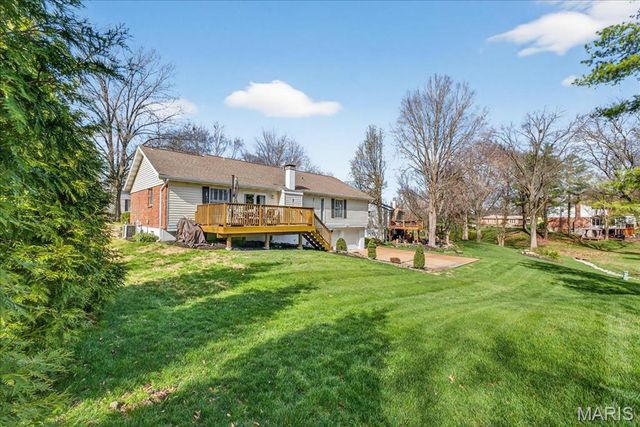 548 Windsor Mill Drive, Ballwin, MO 63011