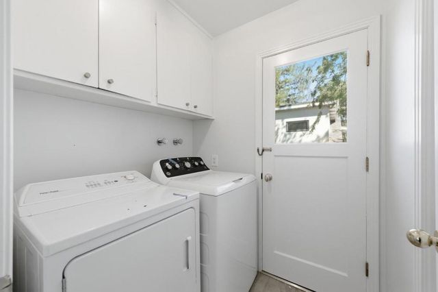 873 Lockhaven Drive, Los Altos, CA 94024