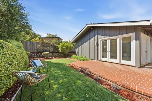 873 Lockhaven Drive, Los Altos, CA 94024