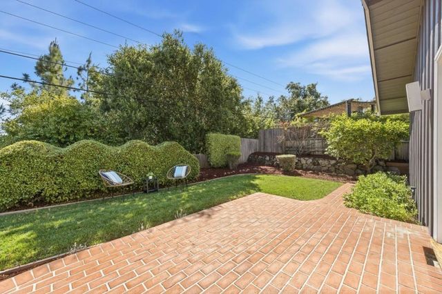 873 Lockhaven Drive, Los Altos, CA 94024