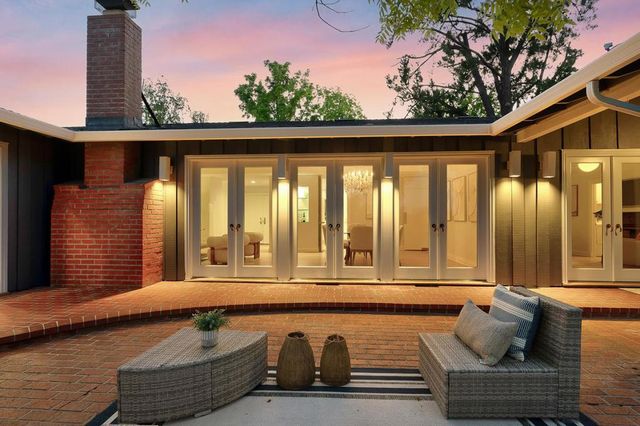 873 Lockhaven Drive, Los Altos, CA 94024