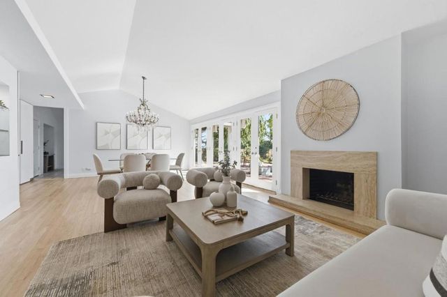 873 Lockhaven Drive, Los Altos, CA 94024