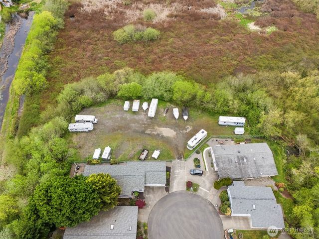 900 NE Saturn Lane, Bremerton, WA 98311