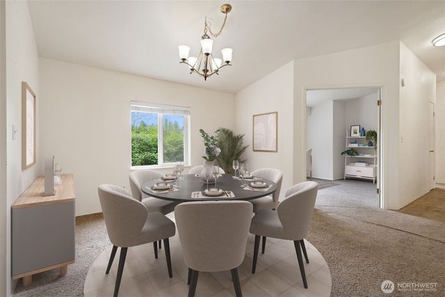 900 NE Saturn Lane, Bremerton, WA 98311