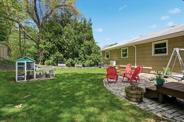9 Brady Rd Ext, Westborough, MA 01581
