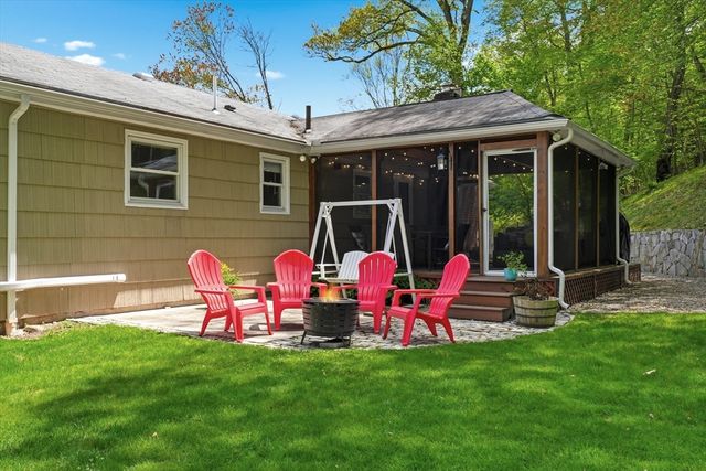 9 Brady Rd Ext, Westborough, MA 01581