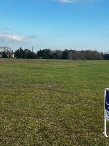 0 State Street, Hitchcock, TX 77563