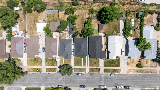 2862 FOWLER AVE, Ogden, UT 84403