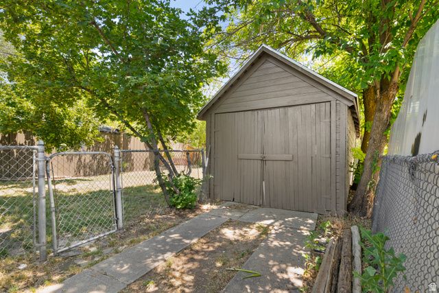 2862 FOWLER AVE, Ogden, UT 84403