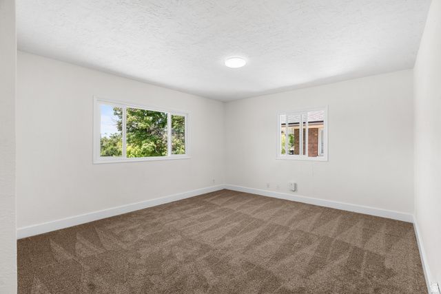 2862 FOWLER AVE, Ogden, UT 84403