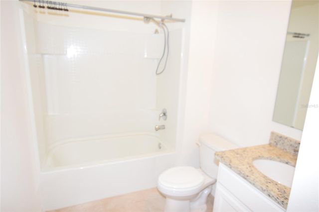5215 MAHOGANY DRIVE, Mount Dora, FL 32757
