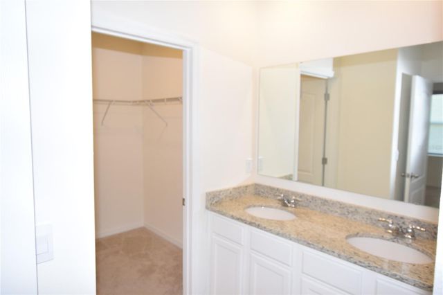 5215 MAHOGANY DRIVE, Mount Dora, FL 32757