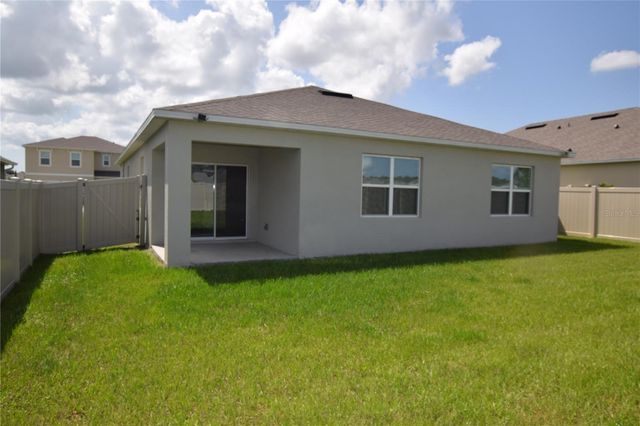 5215 MAHOGANY DRIVE, Mount Dora, FL 32757
