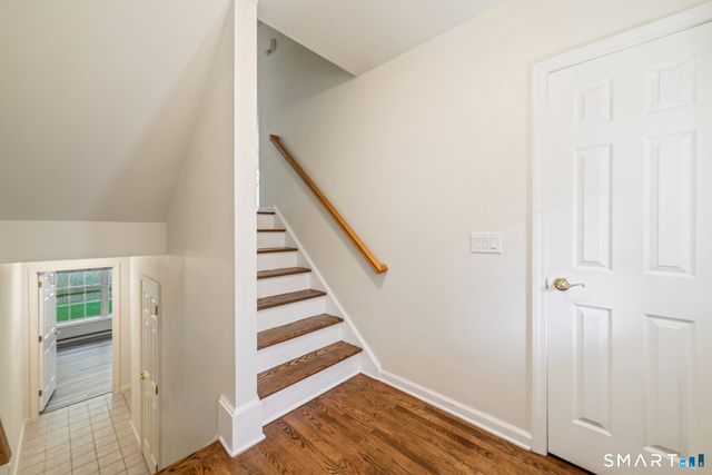 805 Sienna Drive 805, Danbury, CT 06810