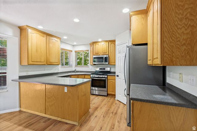 12542 S STONEBRIDGE CIR, Draper, UT 84020