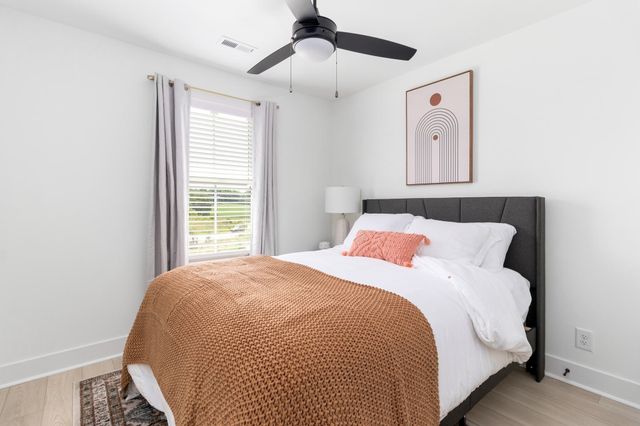 725 Hornbuckle Rd Unit B2, Clarksville, TN 37043