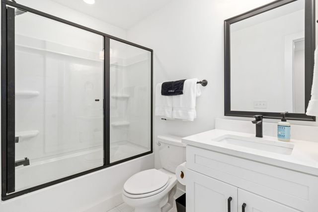 725 Hornbuckle Rd Unit B2, Clarksville, TN 37043