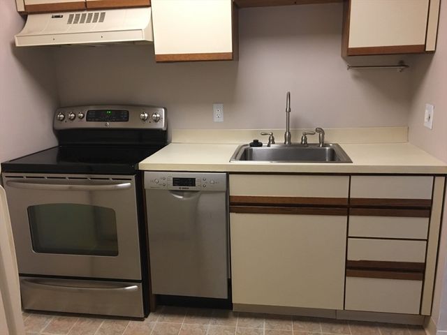 26 Waverly Street 202, Boston, MA 02135