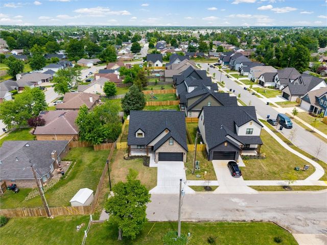 2333 W Seminole Drive, Rogers, AR 72758