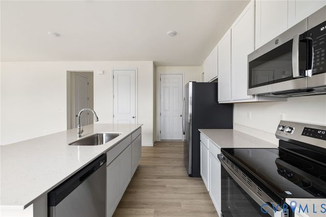 2243 Kennington Pky, King William, VA 23009