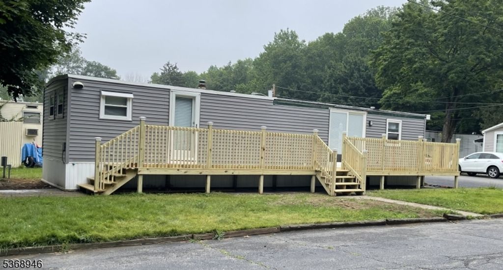 20 5th Street, Wayne Twp., NJ 07470
