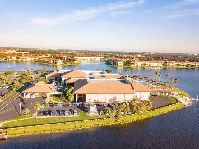 300 SW 134th Way 204E, Pembroke Pines, FL 33027