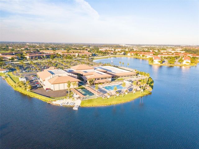 300 SW 134th Way 204E, Pembroke Pines, FL 33027