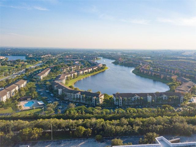 300 SW 134th Way 204E, Pembroke Pines, FL 33027