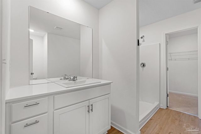 4635 Carlstrom Ln, Pensacola, FL 32507