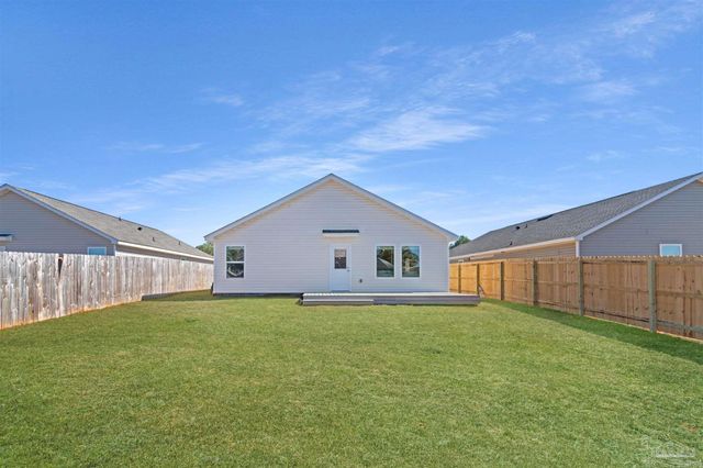 4635 Carlstrom Ln, Pensacola, FL 32507