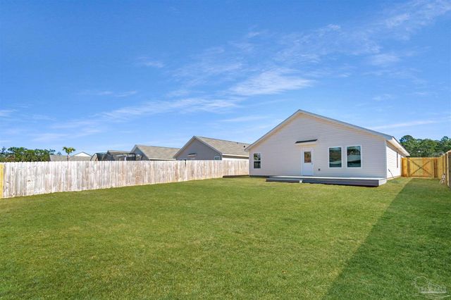 4635 Carlstrom Ln, Pensacola, FL 32507