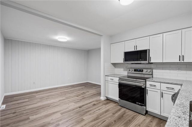 6924 Hunter Street, Raytown, MO 64133