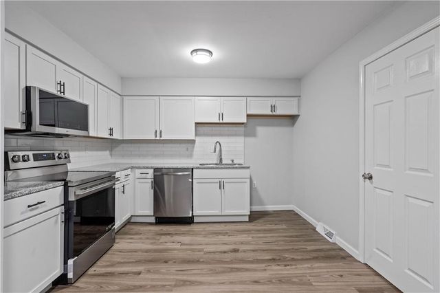 6924 Hunter Street, Raytown, MO 64133