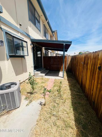 861 W Center Street, Fallon, NV 89406