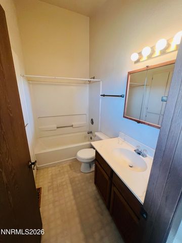 861 W Center Street, Fallon, NV 89406