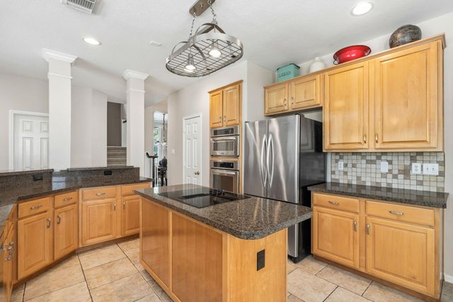 2 Harmony Arbor Court, The Woodlands, TX 77382