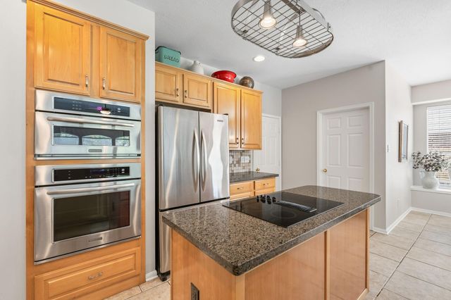 2 Harmony Arbor Court, The Woodlands, TX 77382
