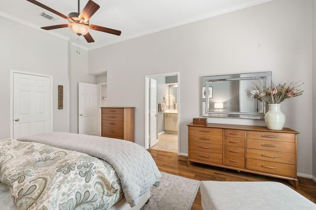 2 Harmony Arbor Court, The Woodlands, TX 77382