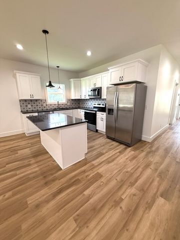 170 Honeysuckle Ln, Sparta, TN 38583