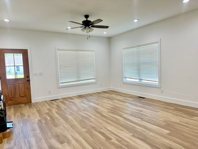 170 Honeysuckle Ln, Sparta, TN 38583